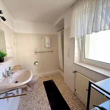 Apartment Urbane In 11006 *